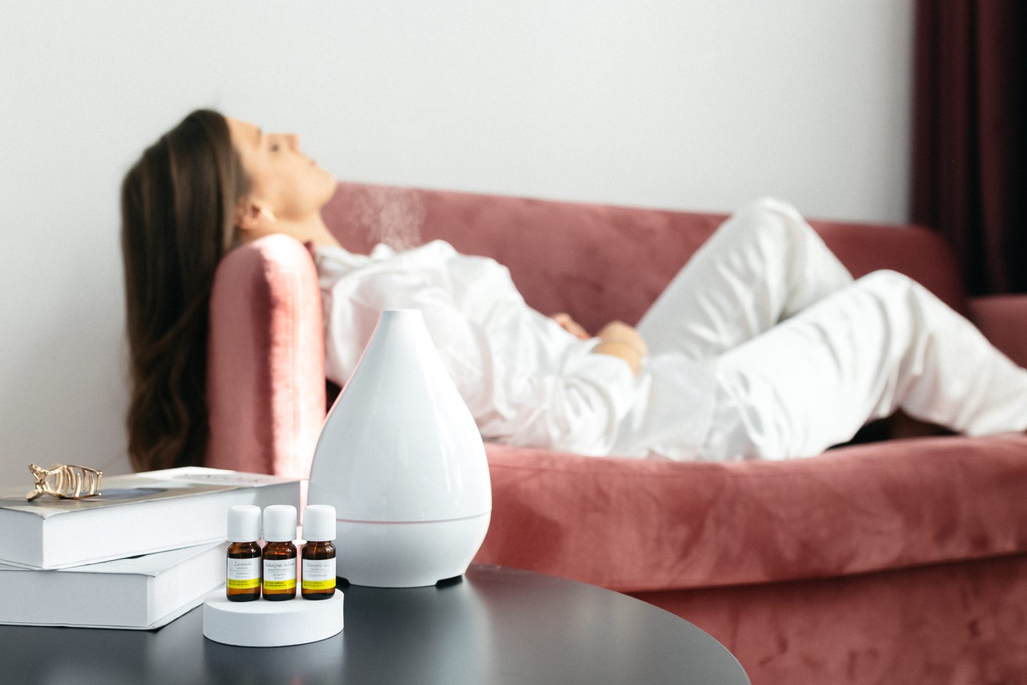 Relaxing with essential oils